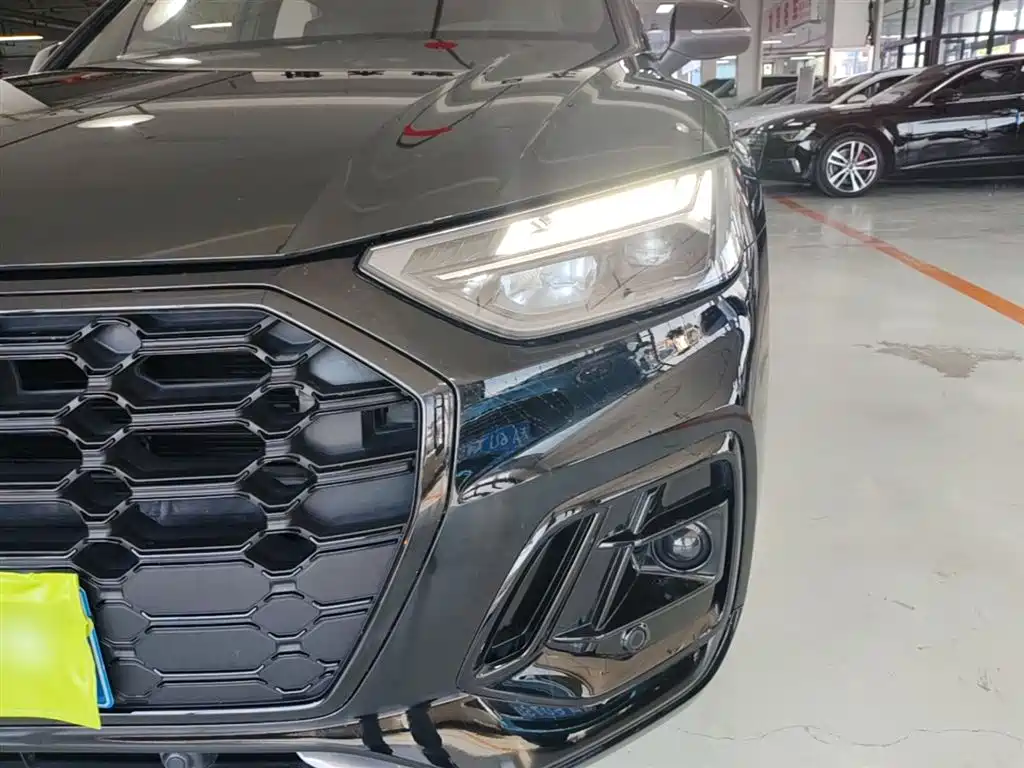 Audi Q5L 2024 Model 45 TFSI Luxury Dynamic фото 24