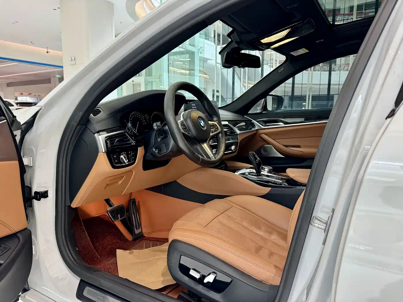 BMW 5 Series 2018 Facelift 530Li Exclusive M Sport Package фото 5