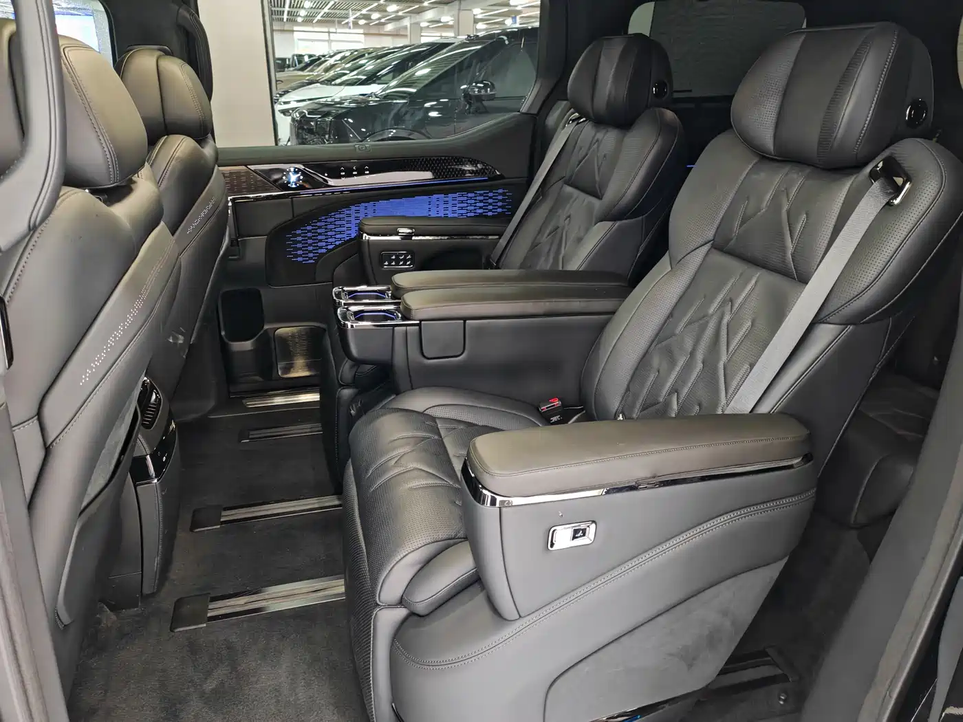 ZEEKR EXTREME KRYPTON 009