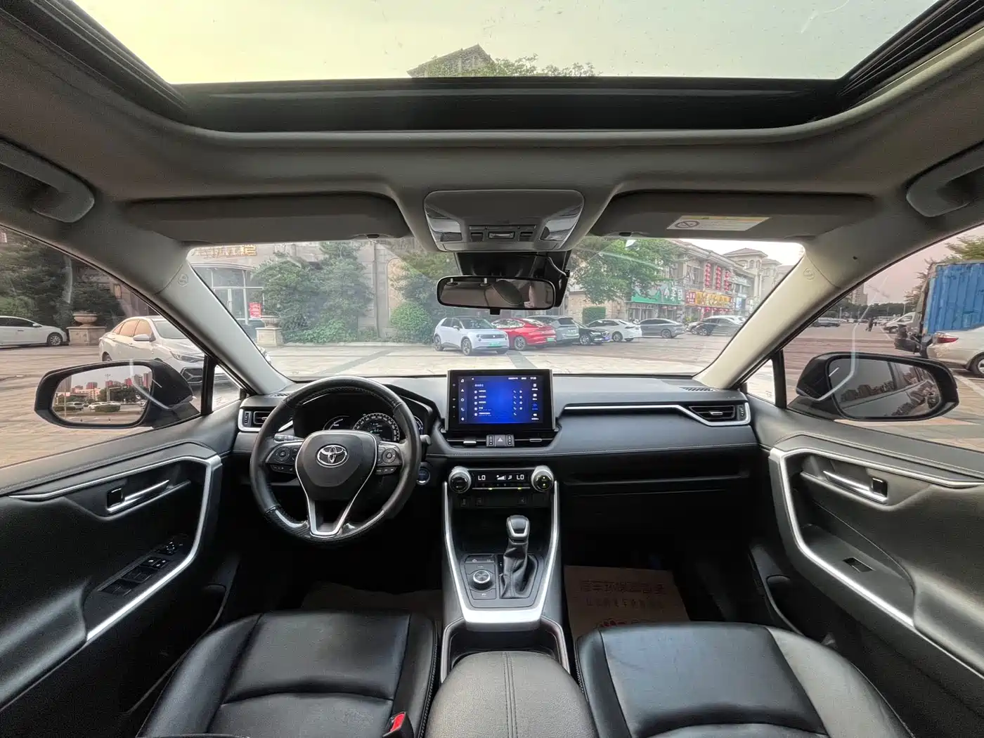 Toyota RAV4 Rongfang 2021 Facelift Hybrid 2.5L E-CVT 4WD Elite PLUS фото 5