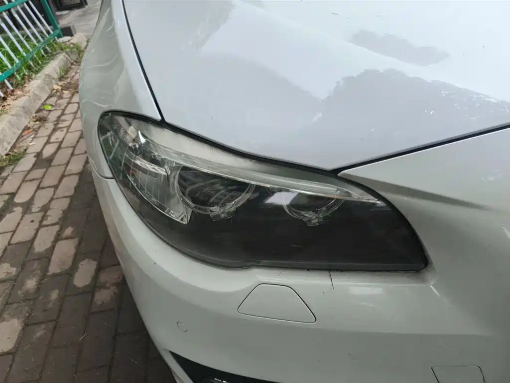 BMW 5 Series 2017 520Li Classic Edition фото 7