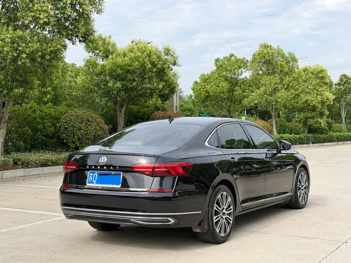 Volkswagen Passat 2019 Model 280TSI Business Edition China VI фото 4