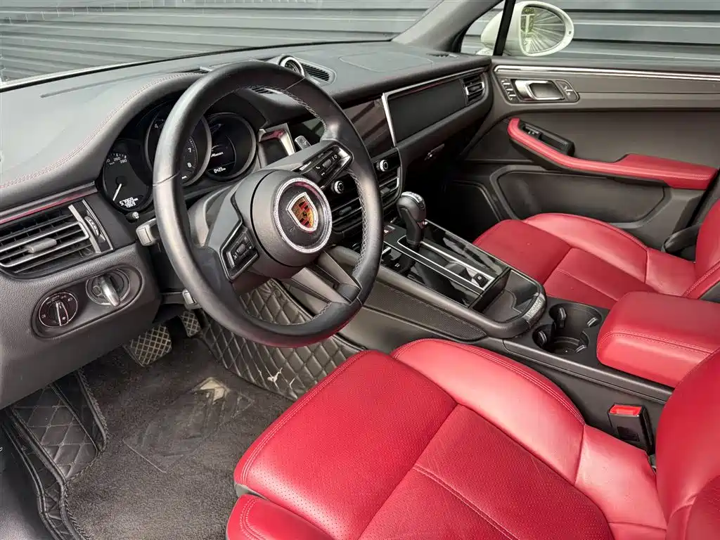 Porsche Macan 2023 Macan 2.0T фото 7