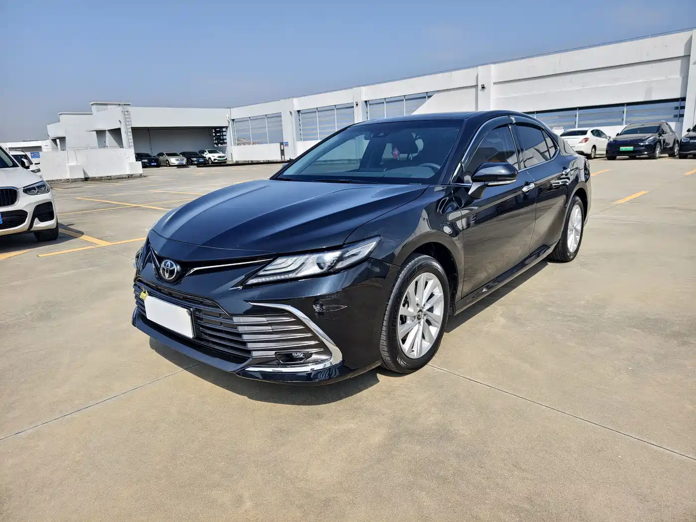 Toyota Camry 2021 2.0G Luxury Edition