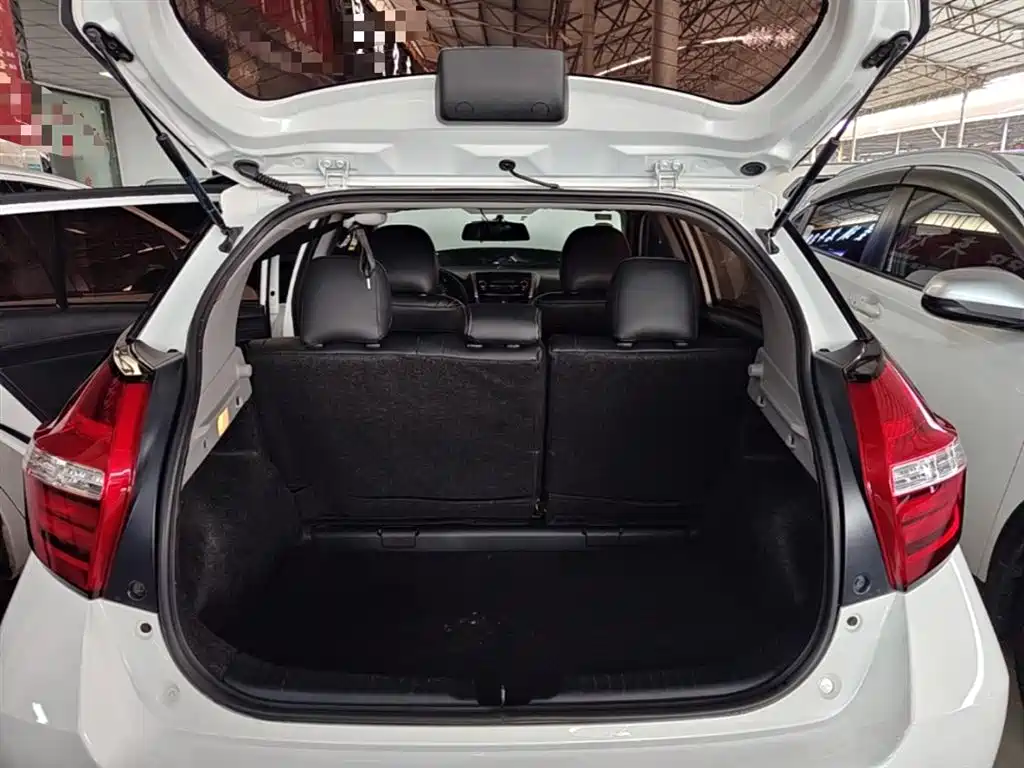 Toyota Vios FS 2017 1.5L CVT Fengchi Edition фото 19