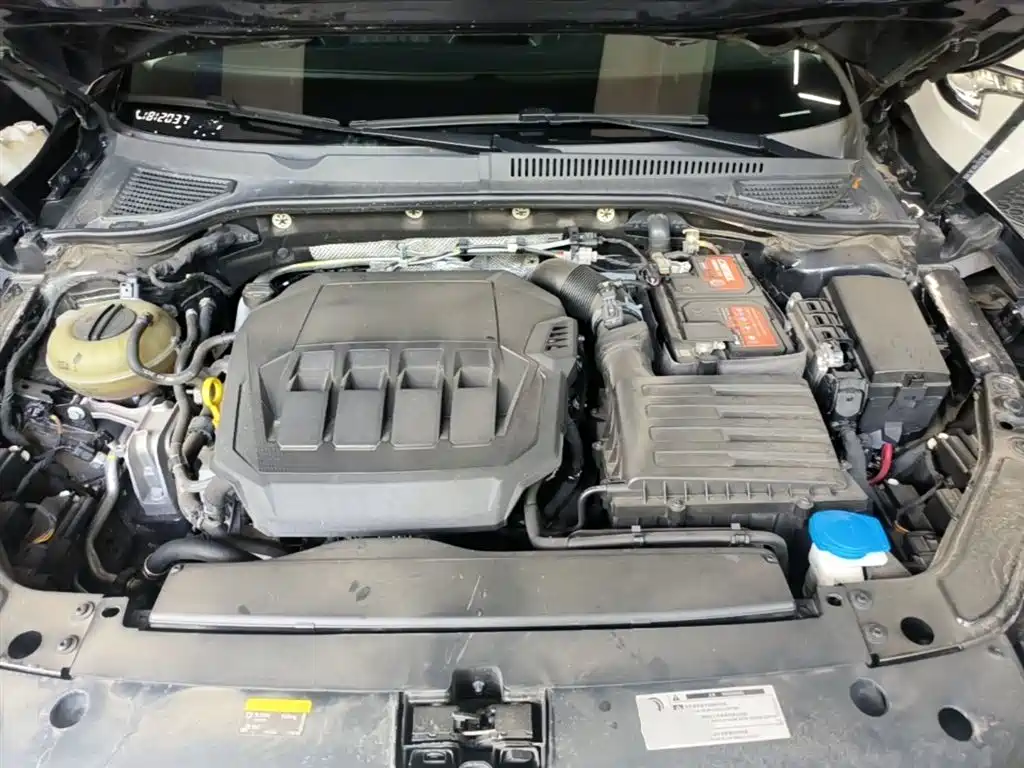 Volkswagen Passat 2022 330TSI Luxury Edition фото 20