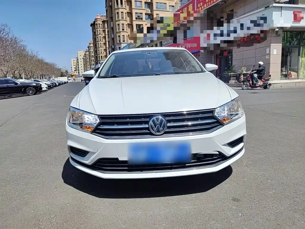 Volkswagen Bora 2018 1.5L Automatic Fashion фото 3