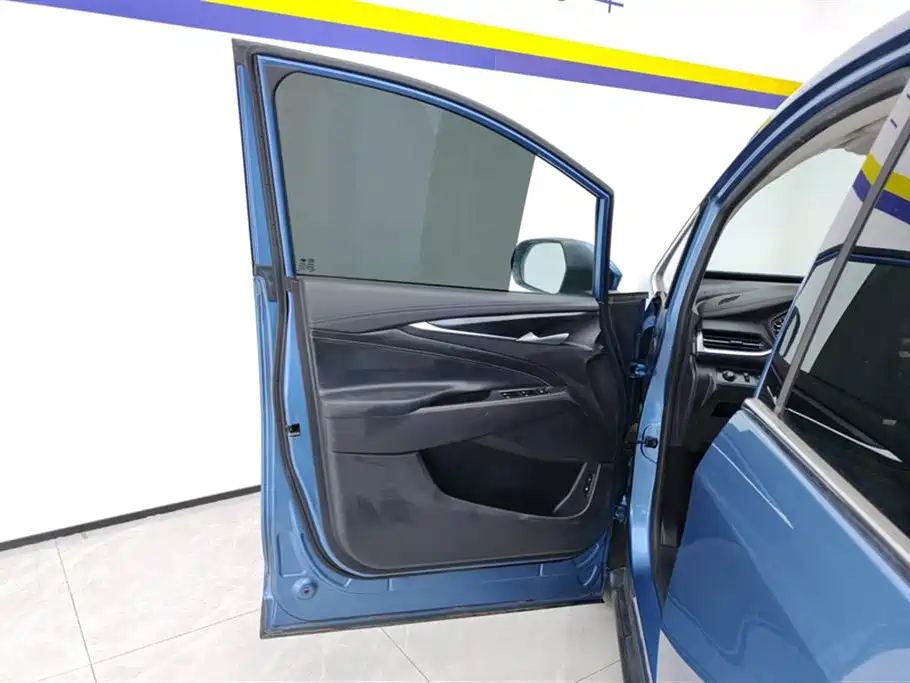 SAIC Maxus Maxus G50 2019 1.5T Automatic Elite Edition China VI фото 7