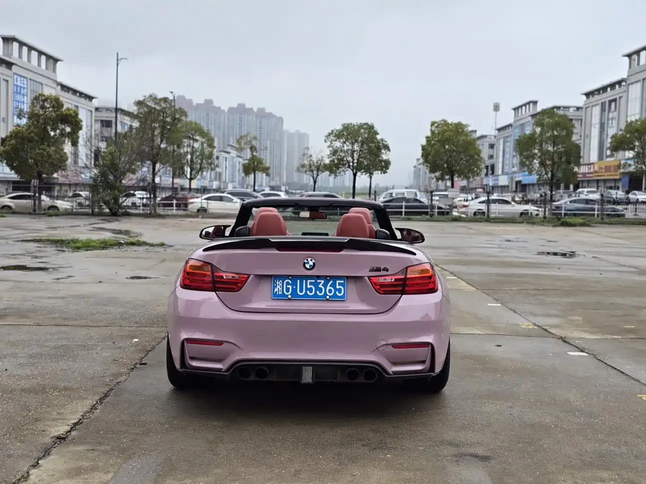 Photo 9 - BMW M4