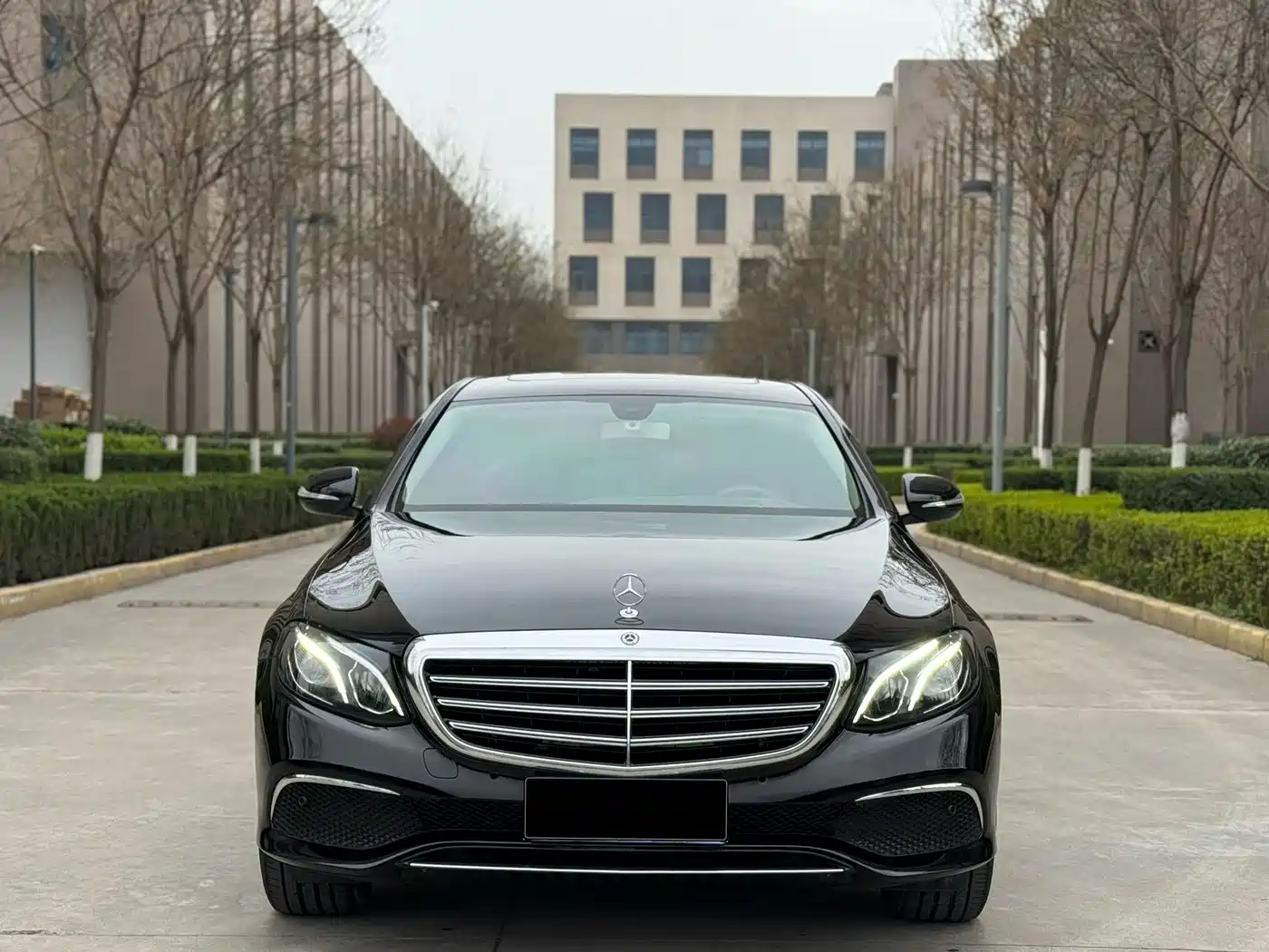 Mercedes-Benz E-Class 2019 E 260 L фото 3