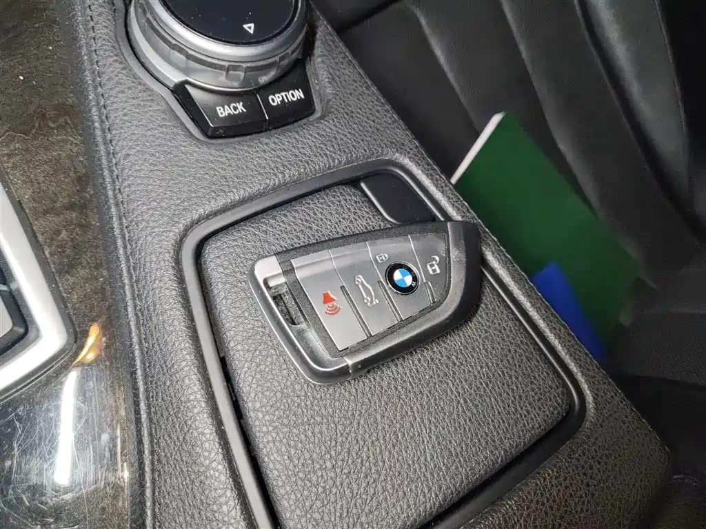 BMW 6 Series 2013 Facelift 640i Gran Coupe фото 12