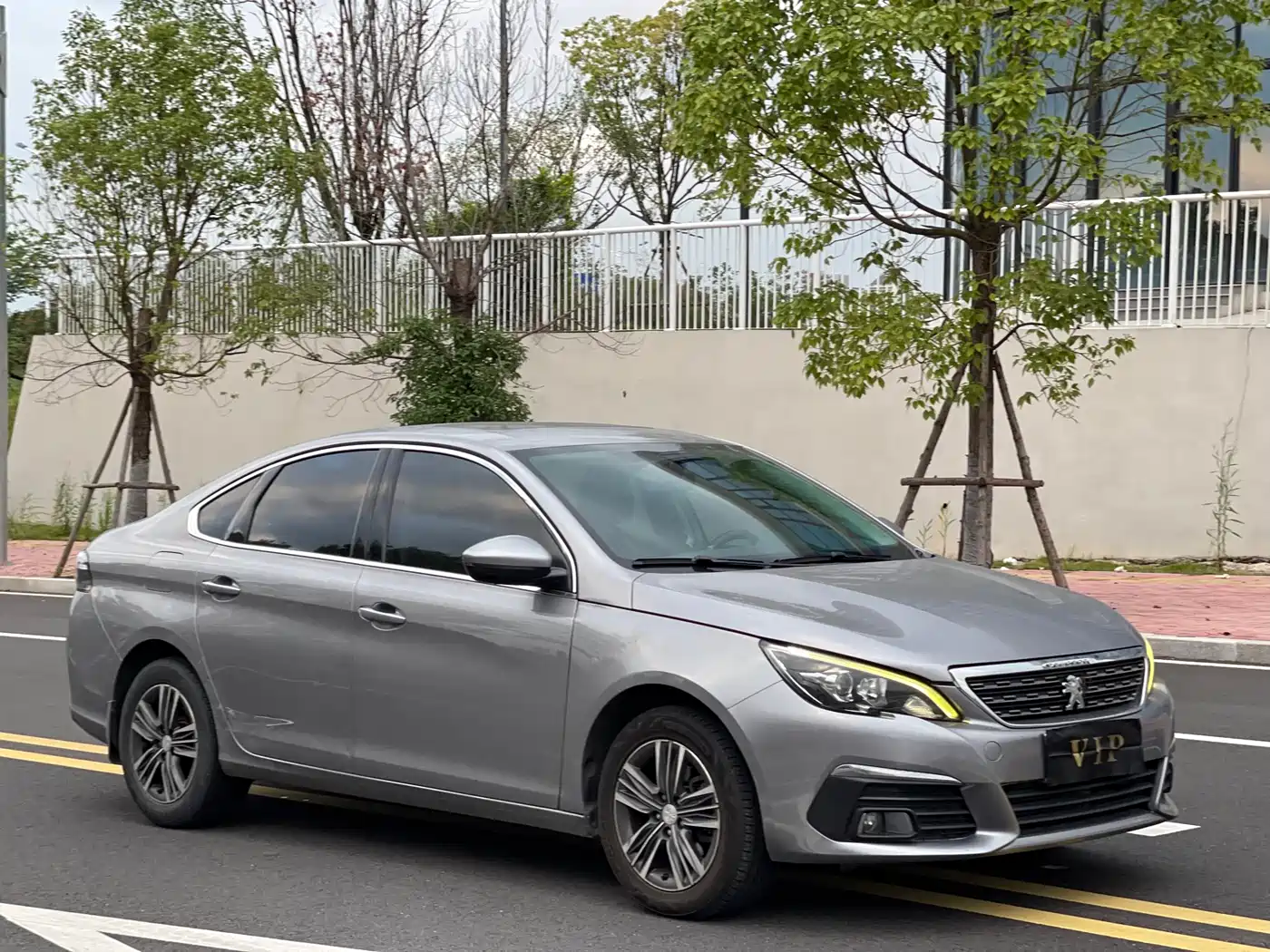 Peugeot 308 2017 2016 1.6L Automatic Luxury