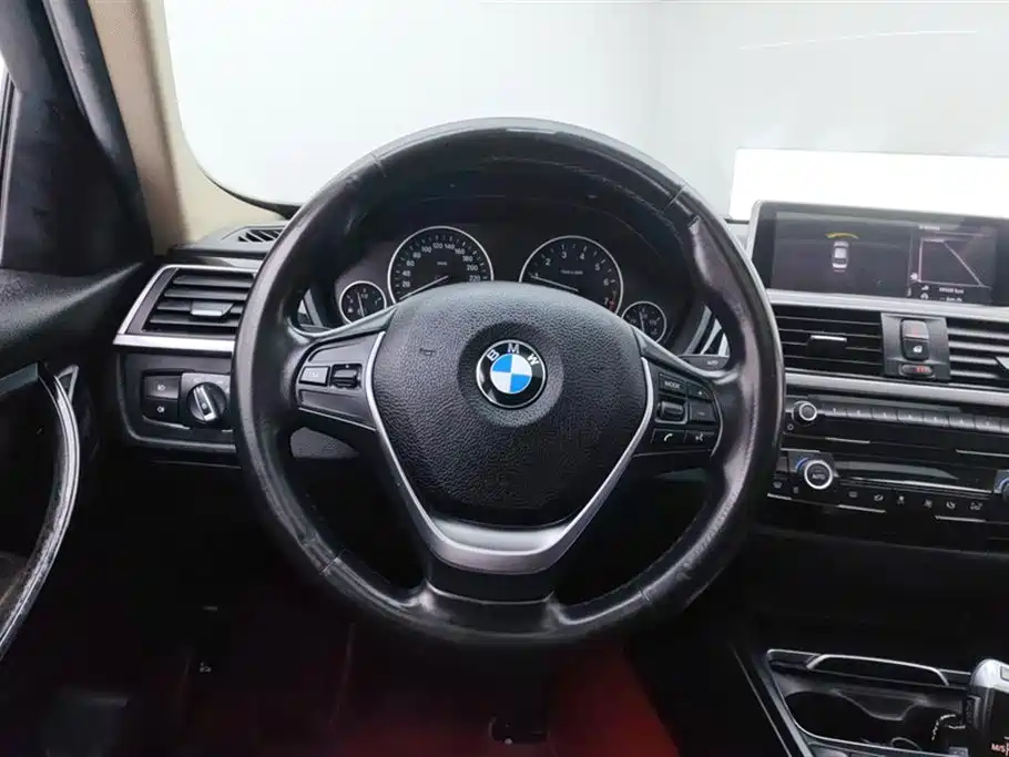 BMW 3 Series 2018 320Li Fashion Style фото 15
