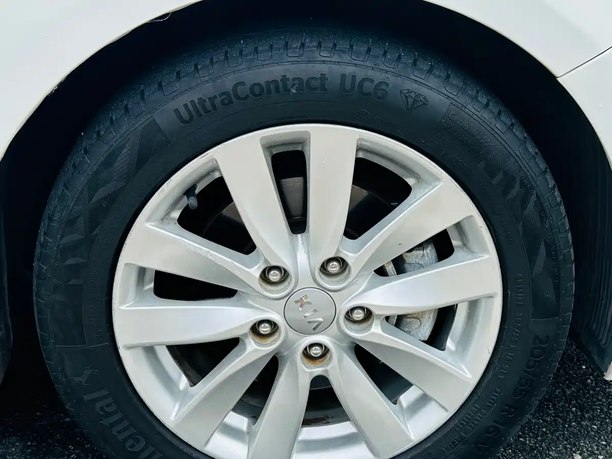 Kia K3 2015 1.6L Automatic GLS фото 21