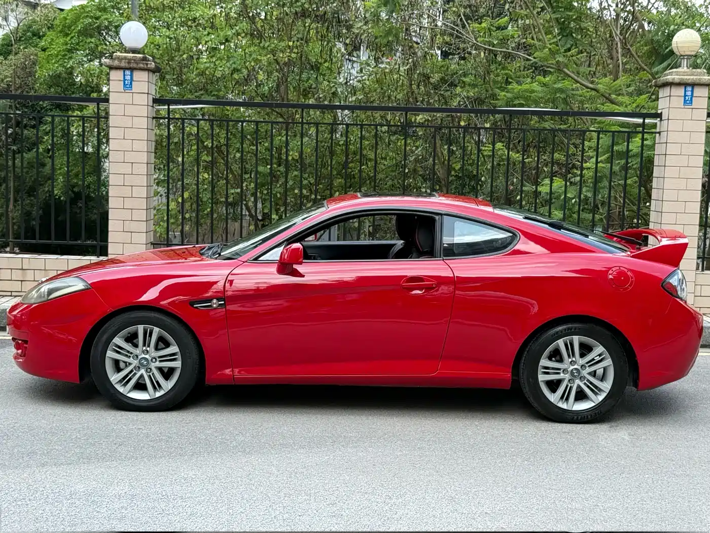Hyundai Coupe 2006 2.0L AT фото 6