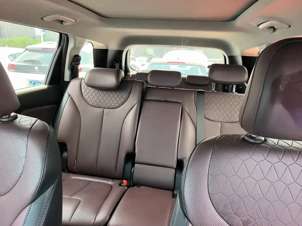 Hyundai Santa Fe 2023 2023 Traveller 380T GDi Auto 2WD GLX Elite Edition