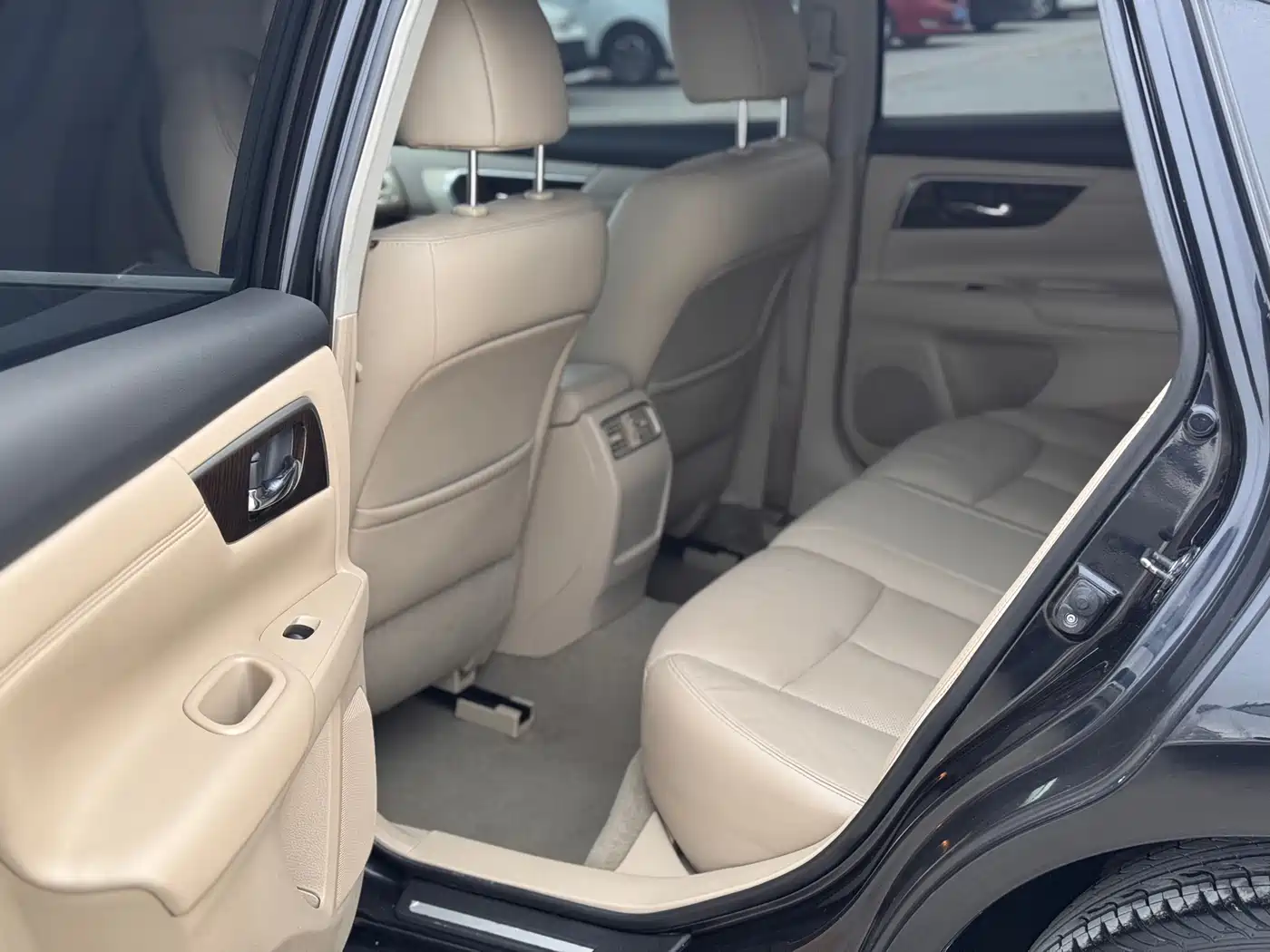 Nissan Teana 2013 2.5L XL-UpperNAVI Tech Premium Edition фото 6