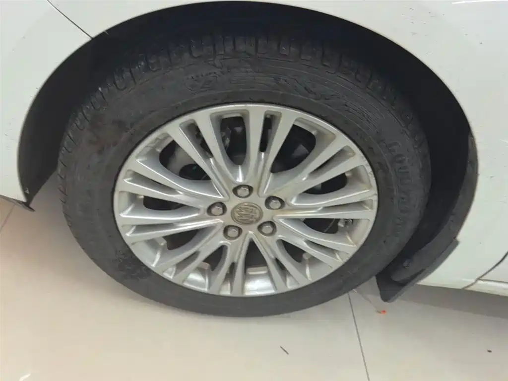 Buick Excelle 2017 15N Automatic Elite фото 23