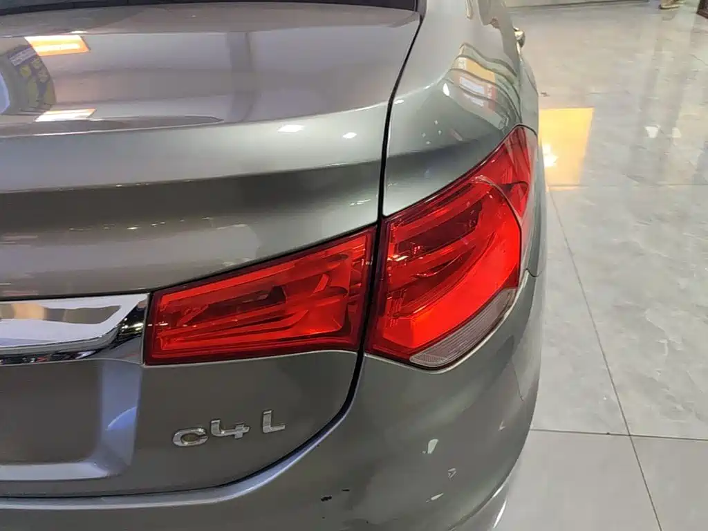 Citroën C4L 2016 2015 1.2T Automatic Luxury Edition