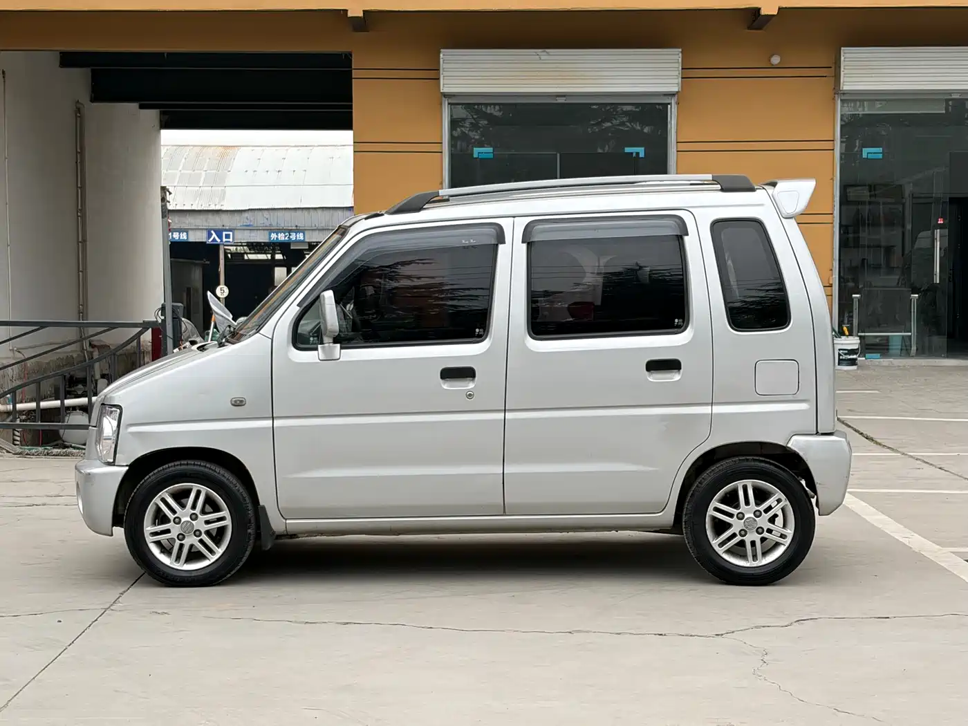 Suzuki Beidou 2015 2015 1.0L Manual Comfort Model