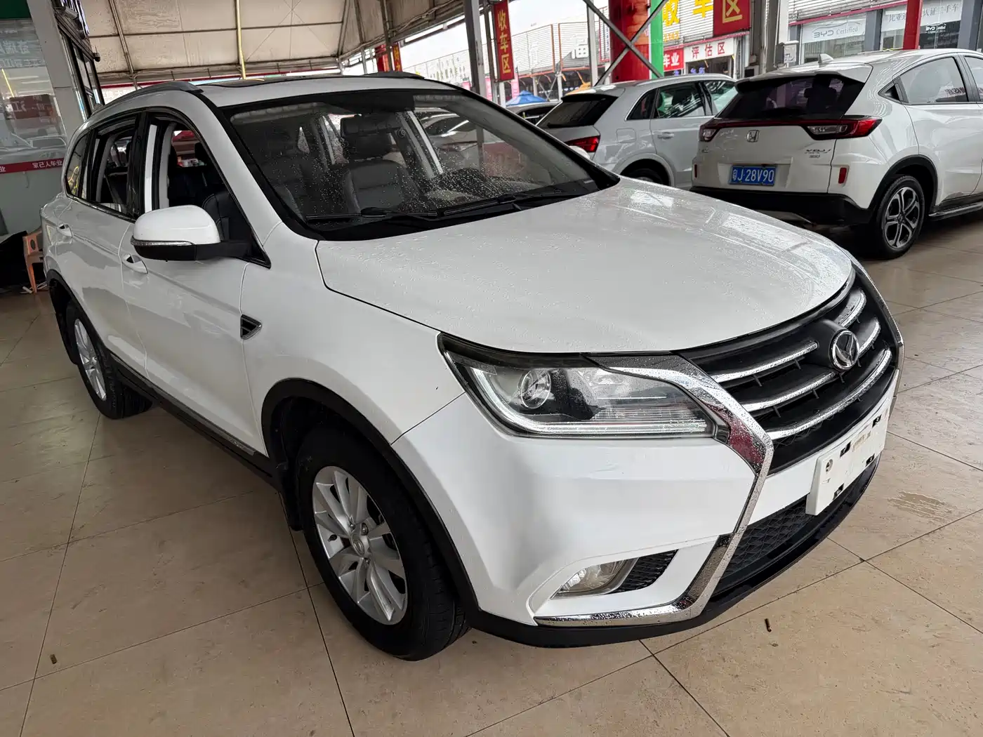 BAIC Huansu S6 2019 2016 1.5T Manual Leading Style