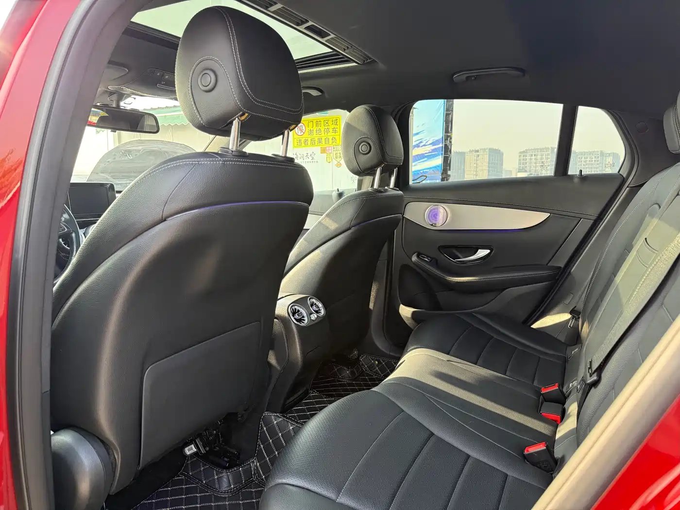 Mercedes-Benz GLC Coupe 2019 GLC 200 4MATIC Coupe SUV фото 6