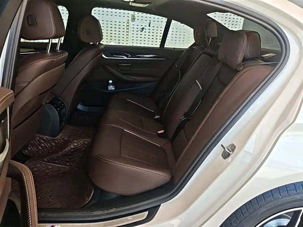 BMW 5 Series 2022 Facelift 525Li M Sport Package фото 17