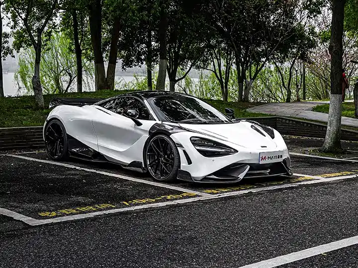 MCLAREN 720S