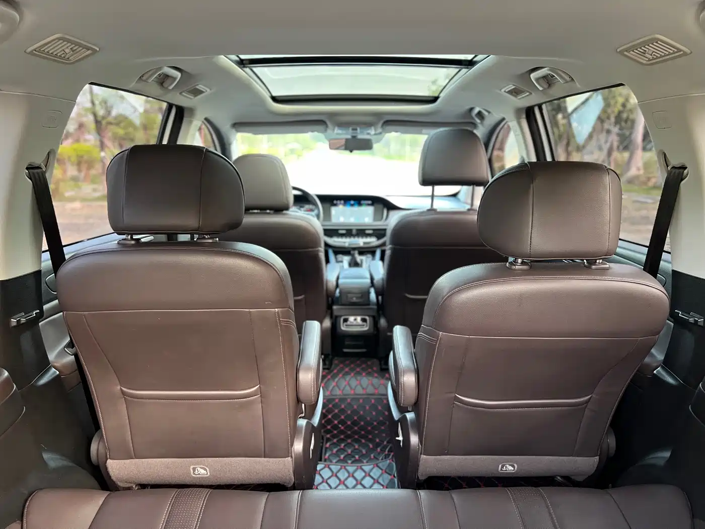 GAC Trumpchi Trumpchi M6 2019 270T Automatic Honor (7-seater) China V фото 16