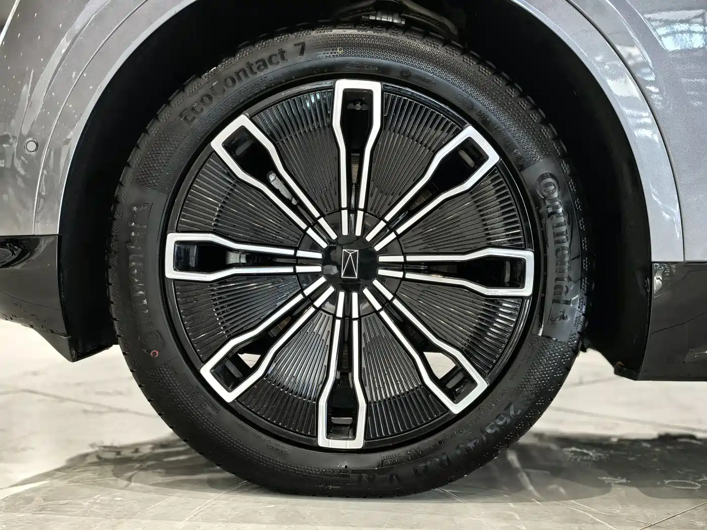 Avatr 07 2024 Max Extended Range фото 10