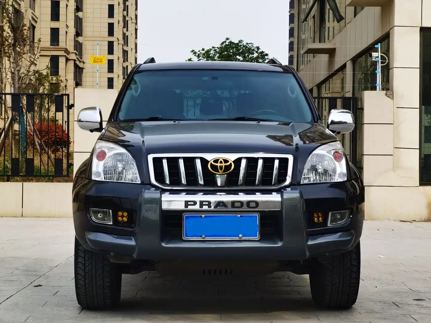 Toyota Prado 2006 4.0L Automatic VX NAVI Edition фото 2