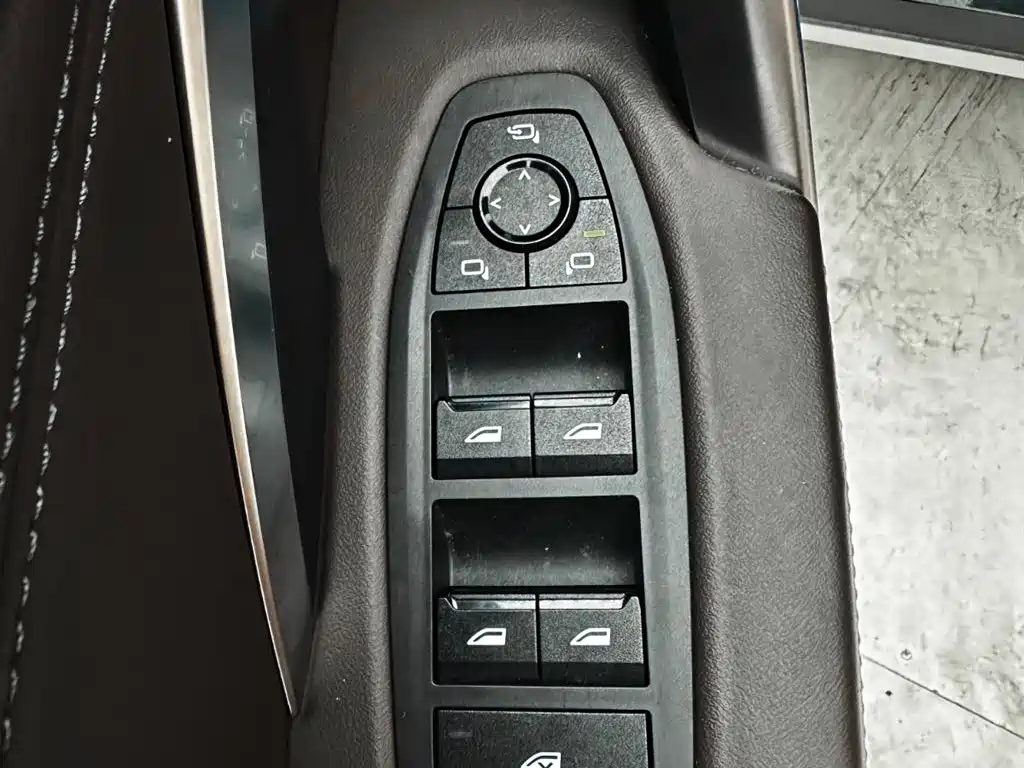 BMW X1 2023 sDrive20Li X Design Package фото 16