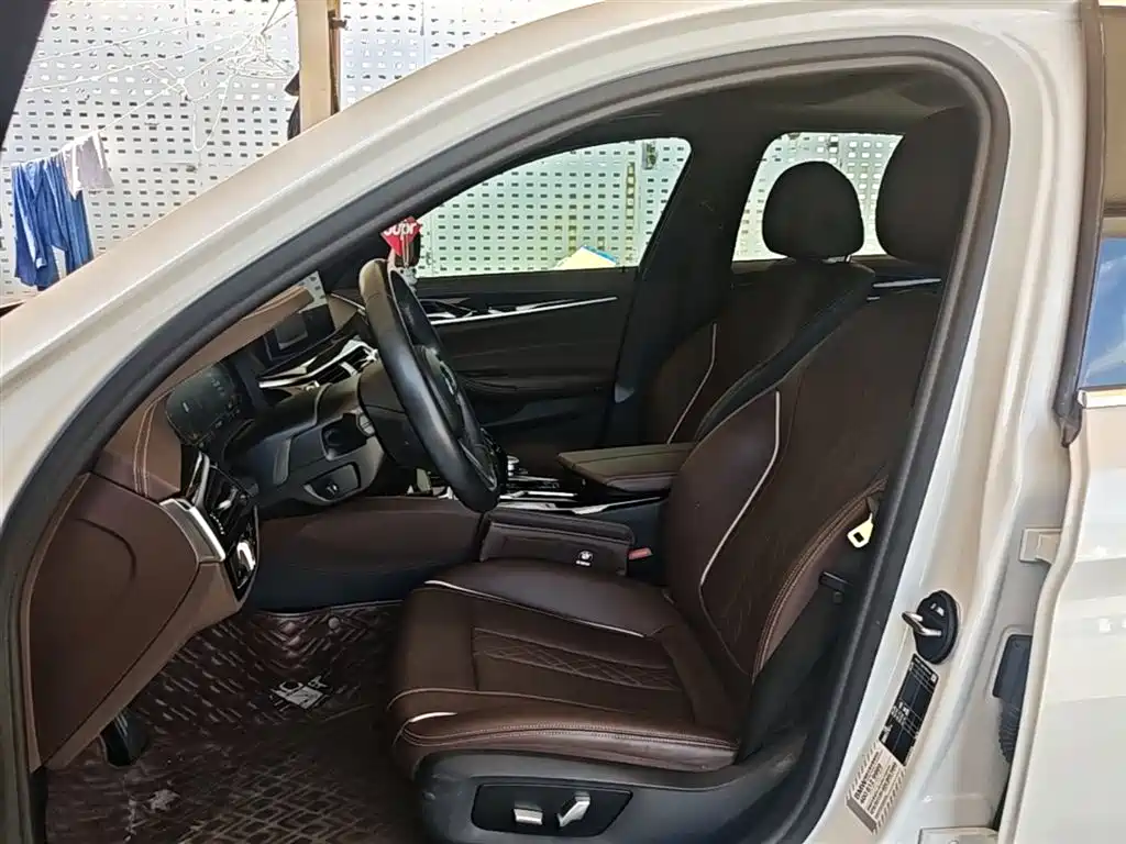 BMW 5 Series 2022 Facelift 525Li M Sport Package фото 15
