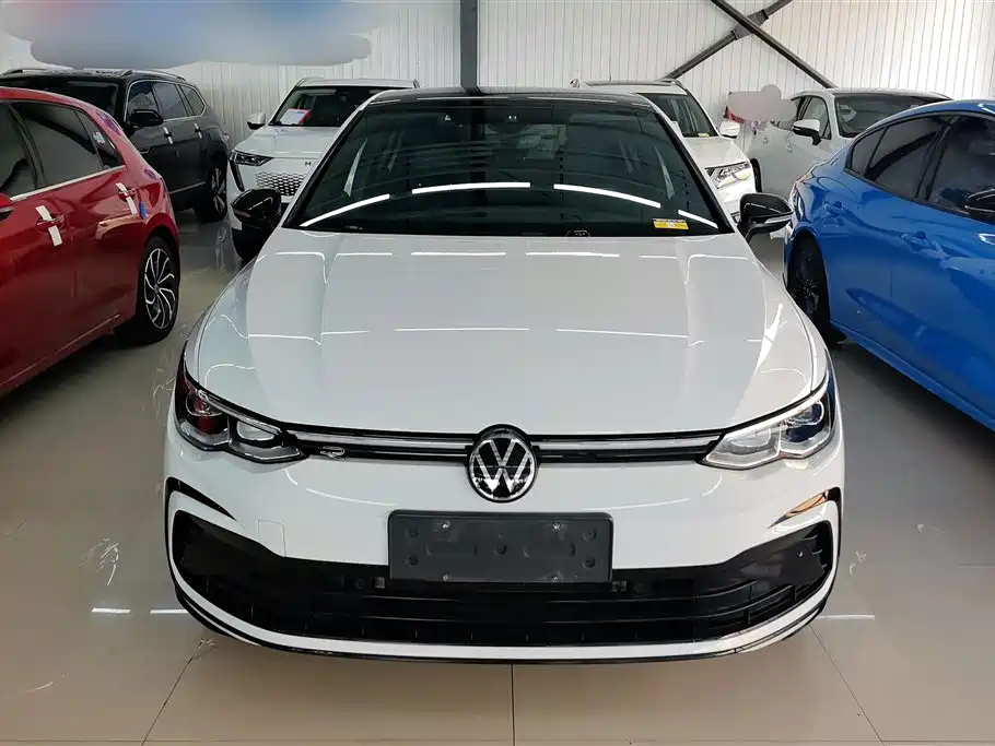 Volkswagen Golf 2021 280TSI DSG R-Line фото 2