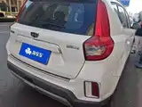 Фото 3 - Geely Emgrand X6