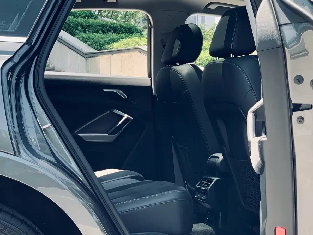 Audi Q3 2022 35 TFSI Fashion Dynamic фото 15