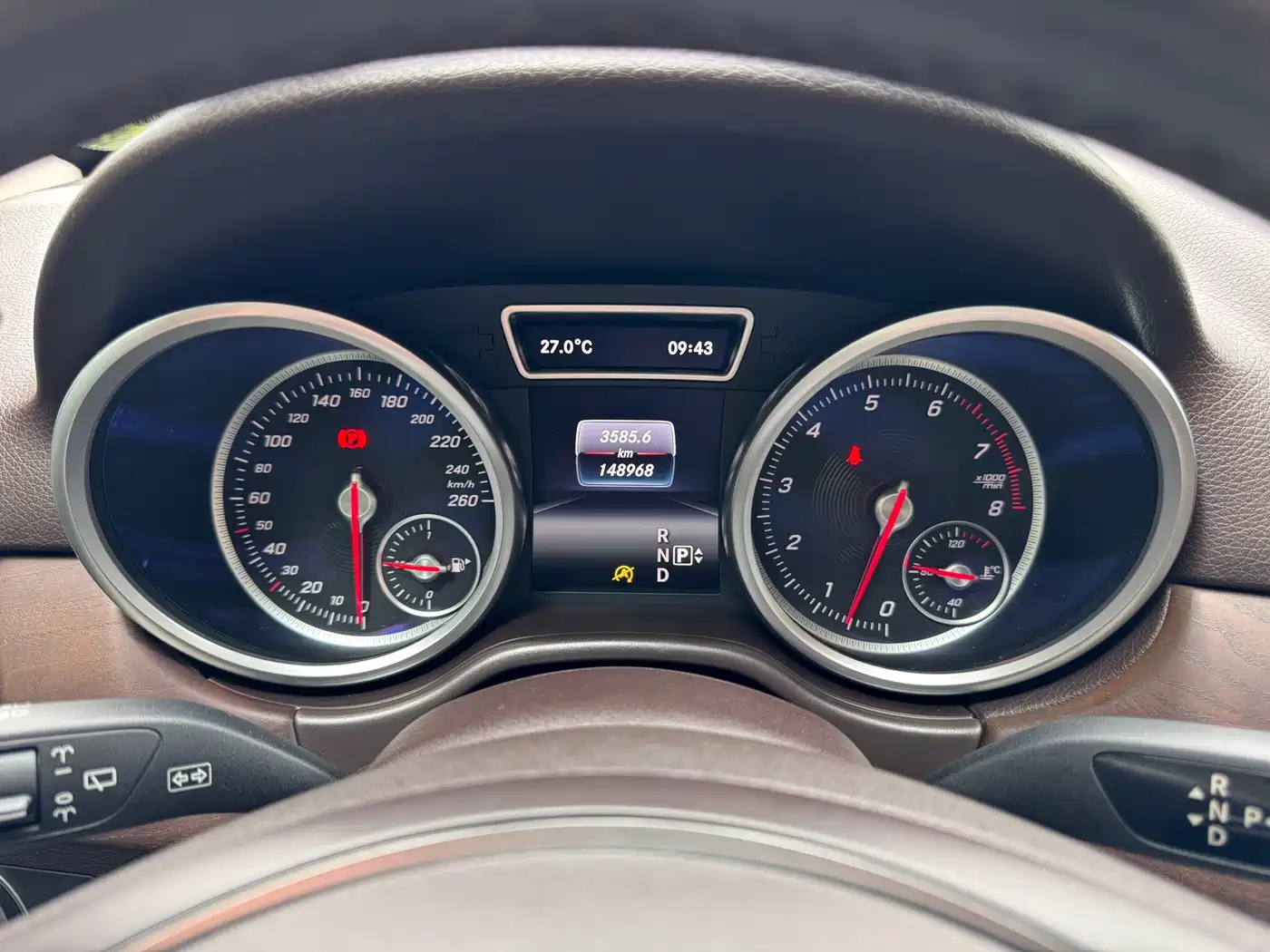 Mercedes-Benz GLE 2015 GLE 400 4MATIC фото 11