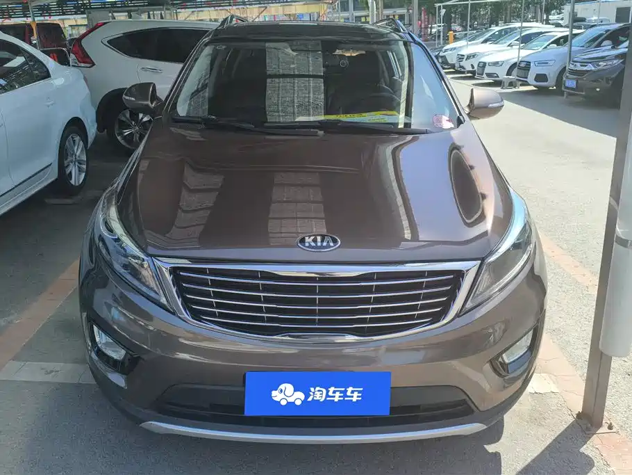 Kia Sportage 2016 2.0L Automatic 2WD GLS фото 2