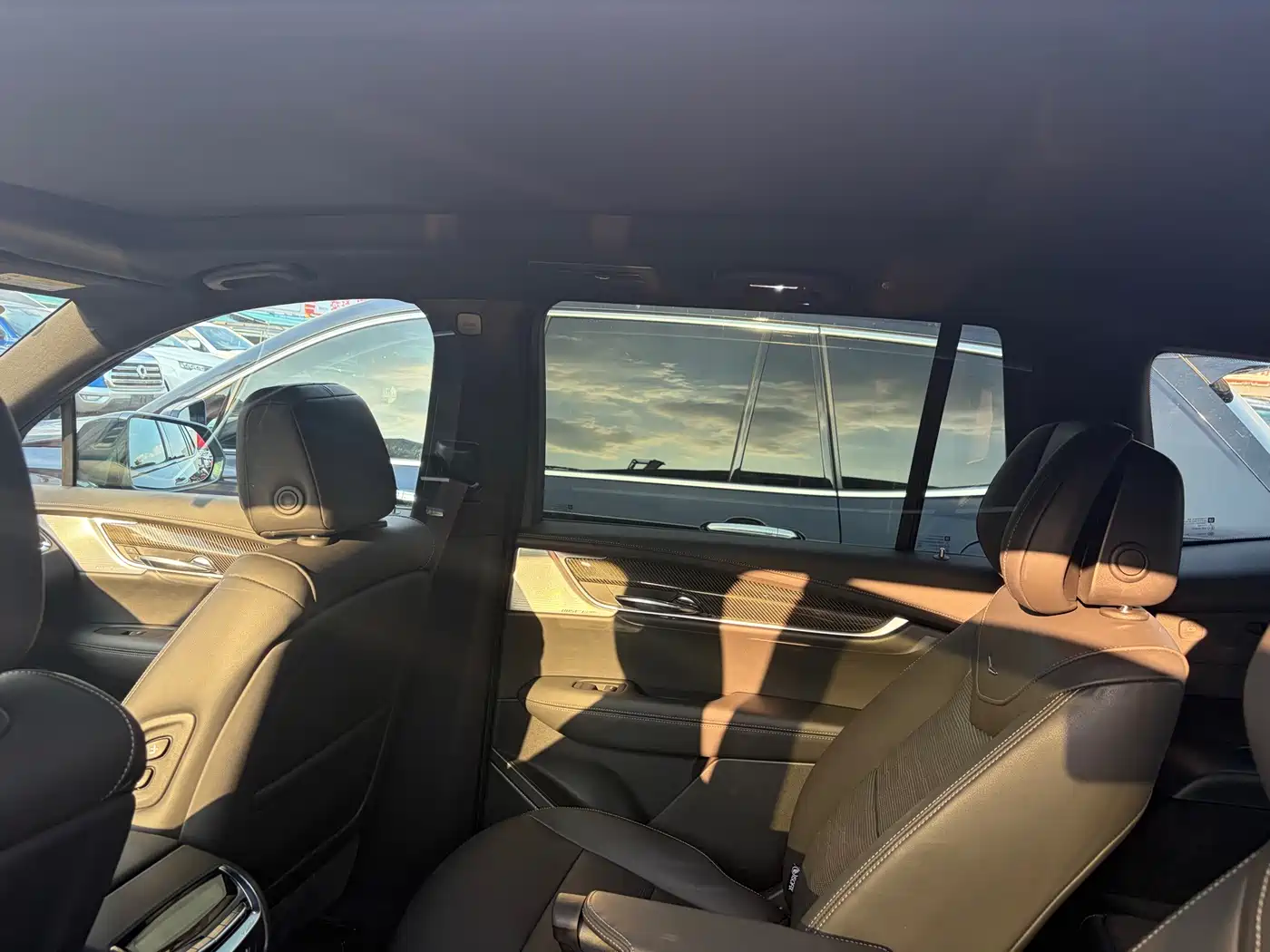 Cadillac XT6 2025 2025 2.0T 6-Seater AWD Executive Black Label Edition
