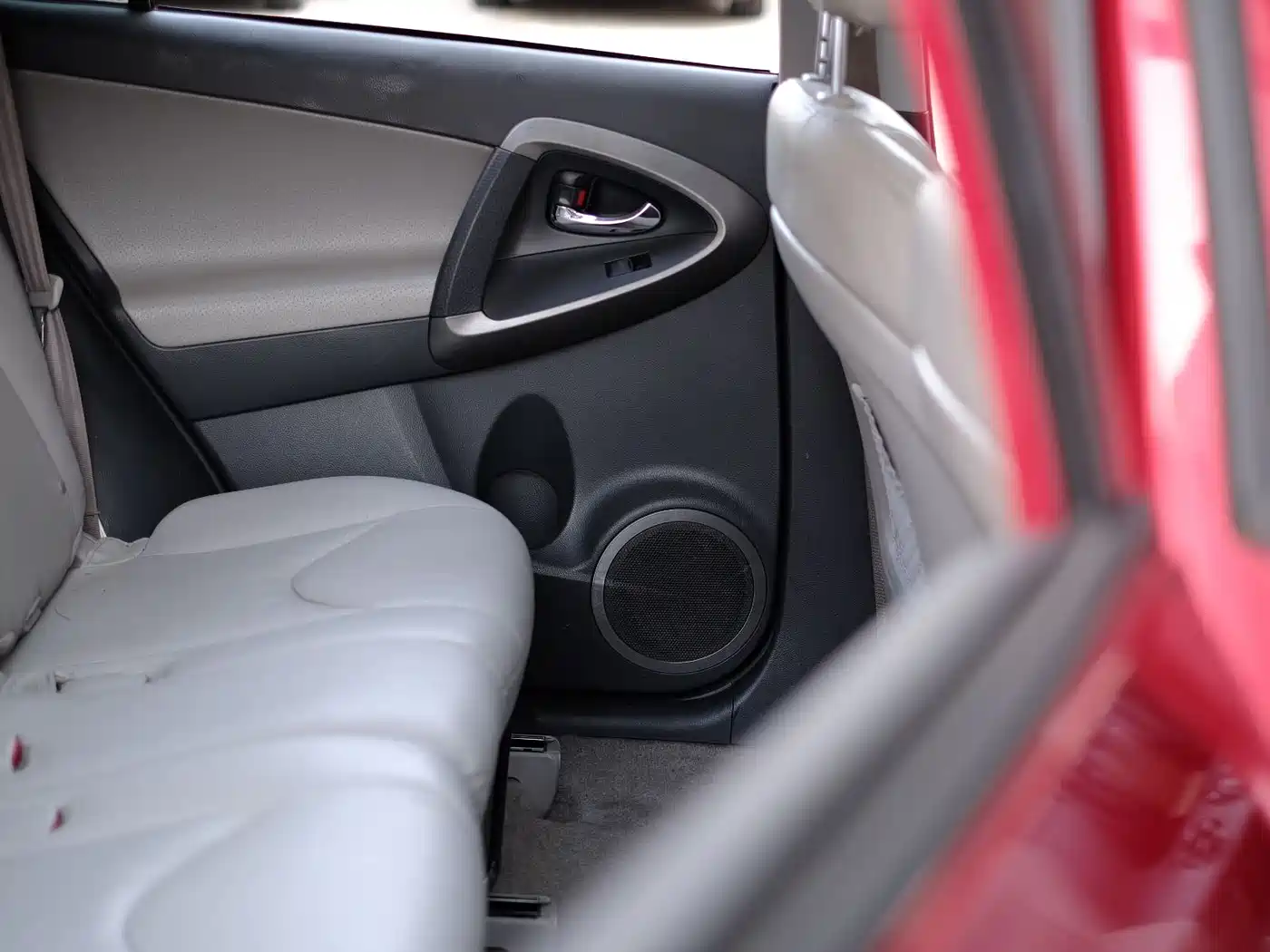 Toyota RAV4 Rongfang 2009 2.4L Automatic Luxury Edition фото 55