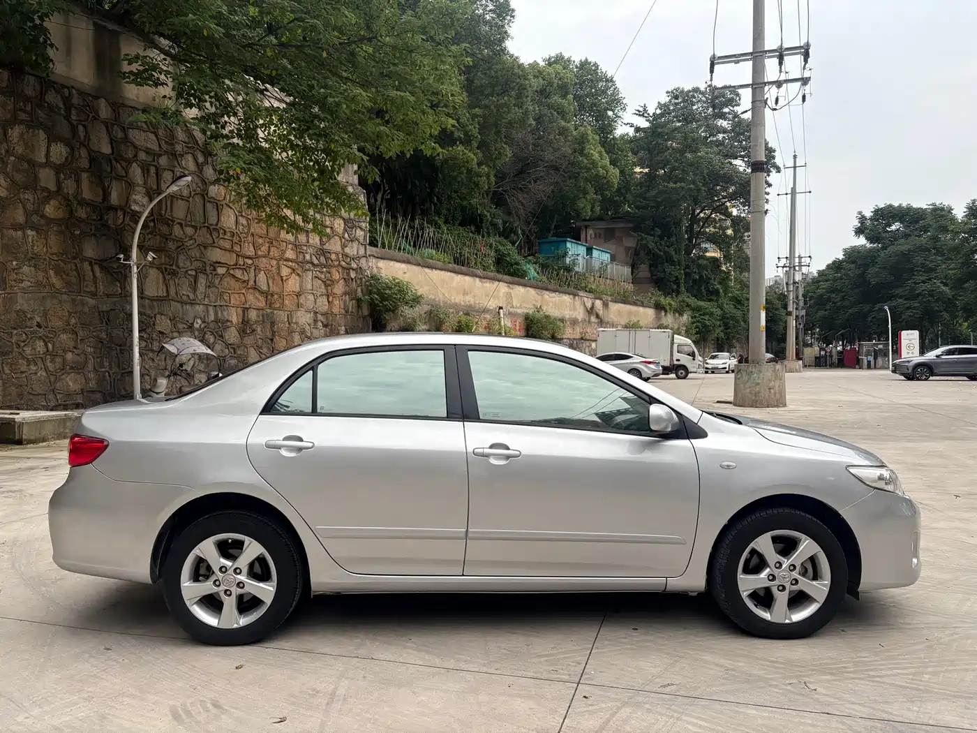 Toyota Corolla 2009 1.8L Automatic GLX-i Special Anniversary Edition фото 7