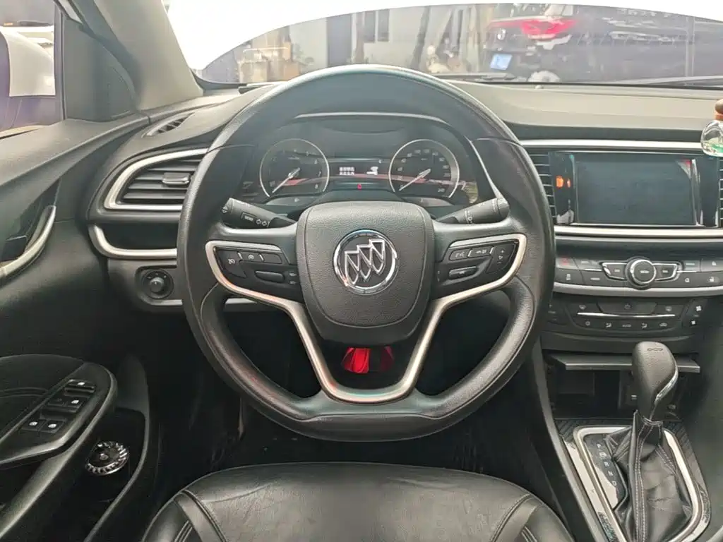 Фото 11 - Buick Excelle
