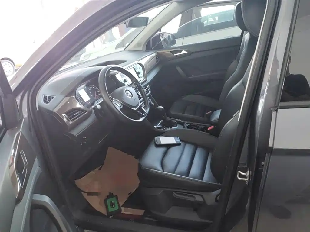 Volkswagen Tharu 2019 280TSI 2WD Comfort Edition China VI фото 15