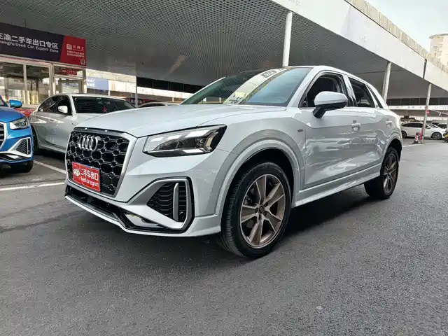 Audi Q2L 2022