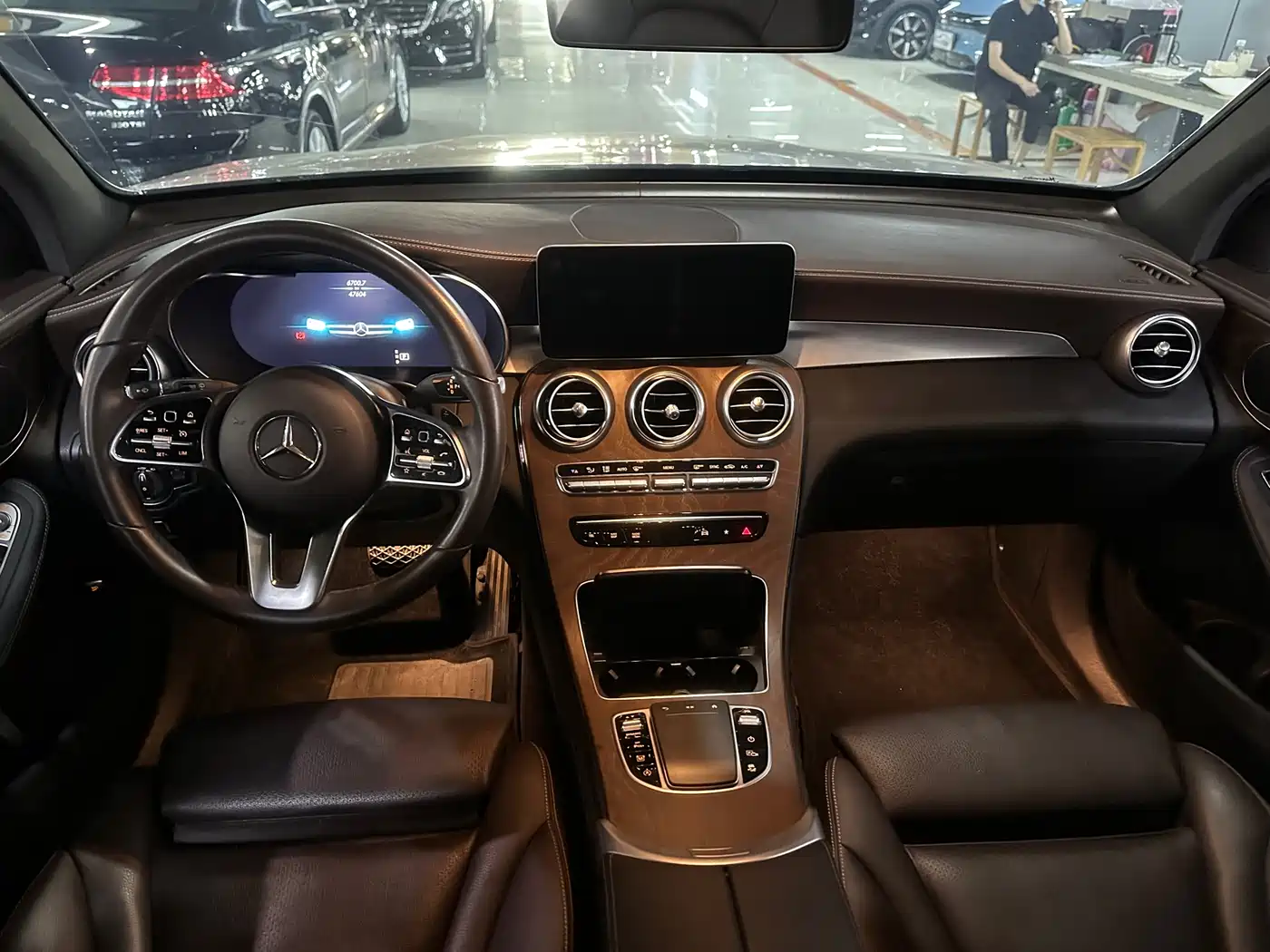 Mercedes-Benz GLC 2020 GLC 300 L 4MATIC Dynamic фото 6
