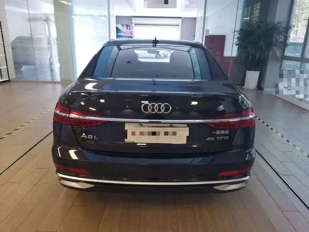 Audi A6L 2024 45 TFSI Premium Dynamic фото 10