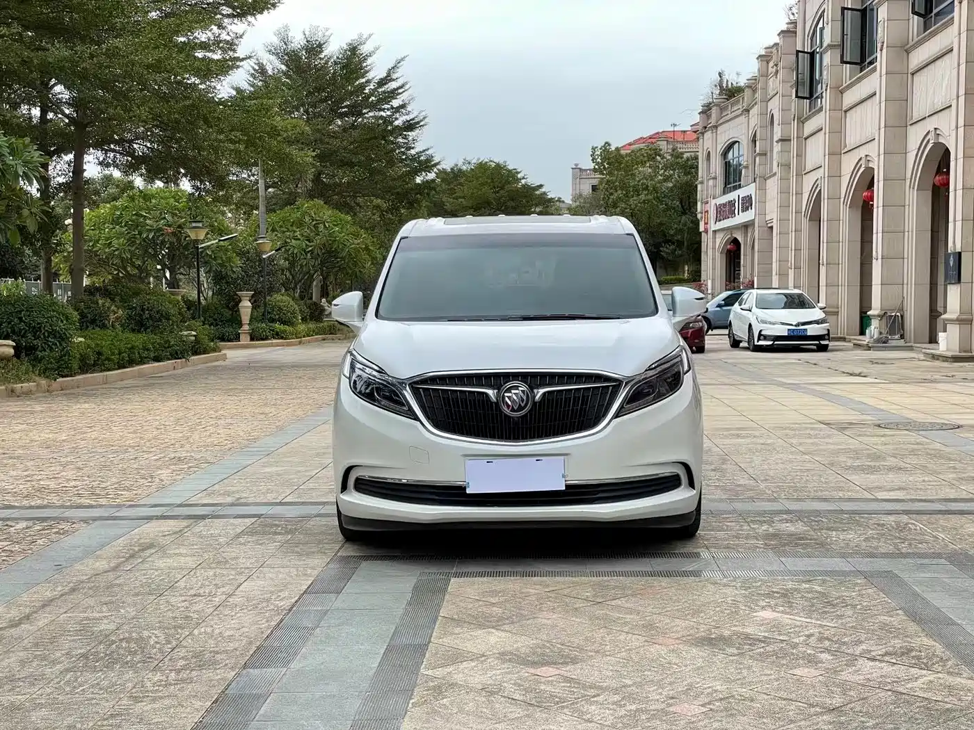 Buick GL8 2017 ES 28T Premium China V фото 2