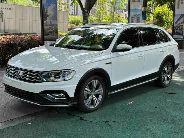Volkswagen C-TREK 2021