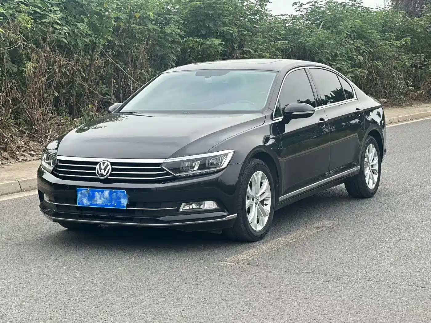 Volkswagen Magotan 2019 330TSI DSG Luxury Class China VI фото 3