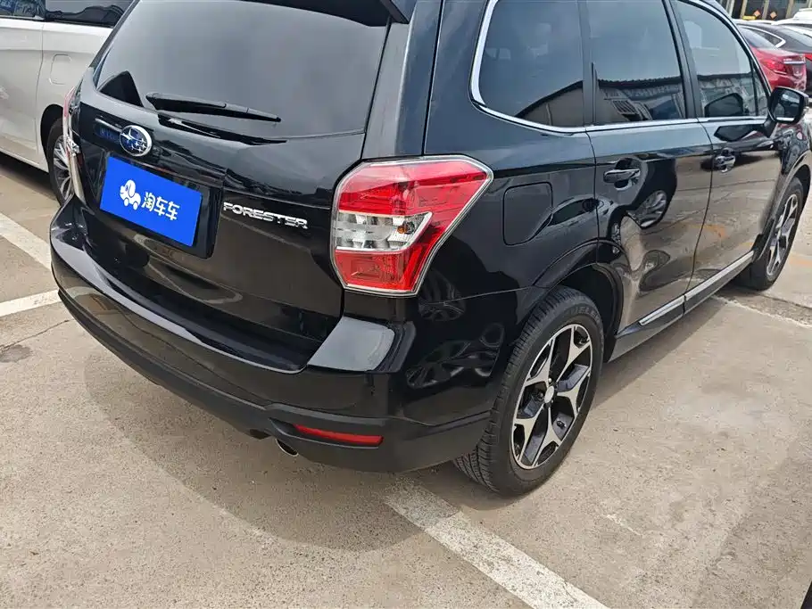 Subaru Forester 2013 2.5i Automatic Premium Edition фото 3